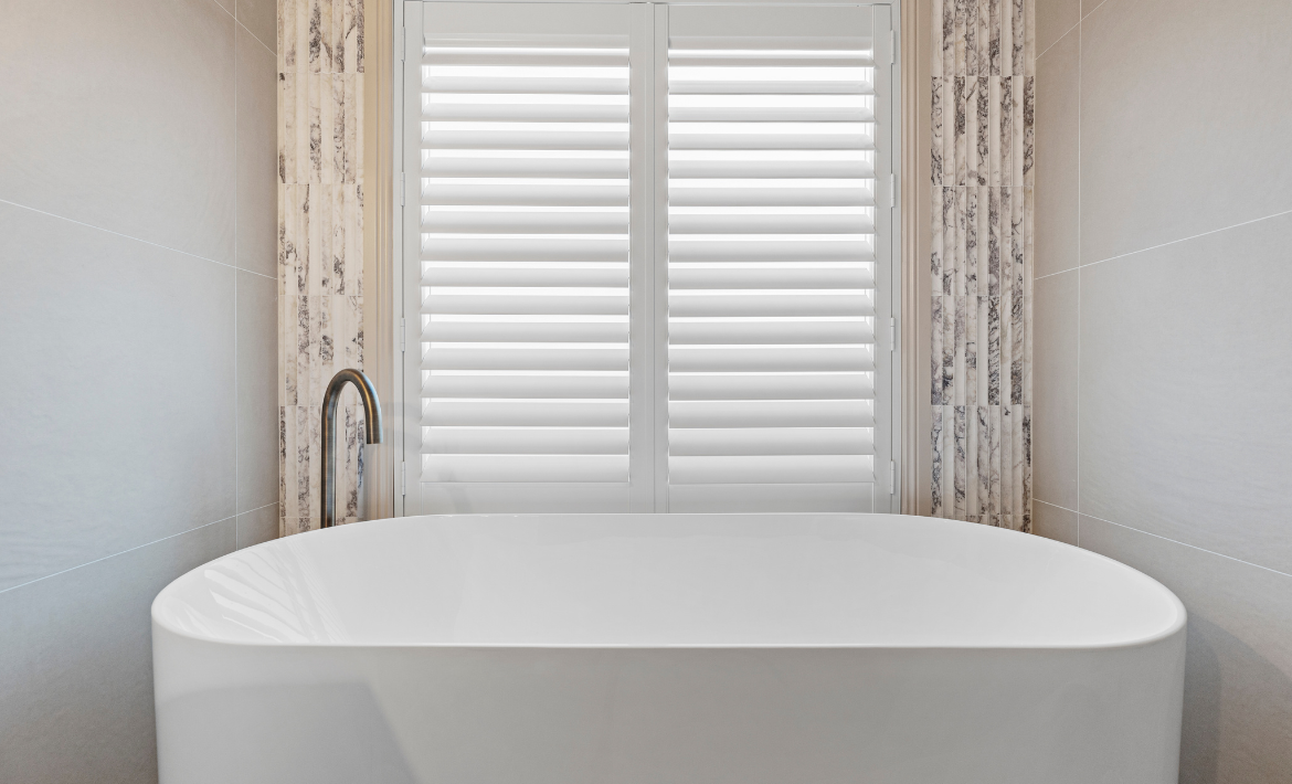 Floor Mounted Bath Filler - Antique Brass